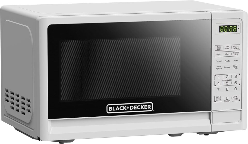 BLACK+DECKER Compact Countertop Microwave Oven 0.7 Cu. Ft. 700-Watts with LED Lighting, Child Lock, White
